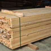 白松建筑木方如何存放怎样防止开裂